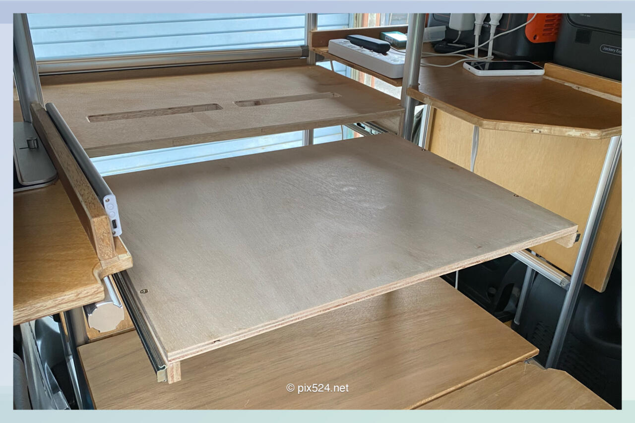 RK5車中泊仕様にカスタマイズ-フレーム編:車内の棚造りで生活空間構築